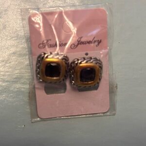 Vintage-Style Square Stud Earrings